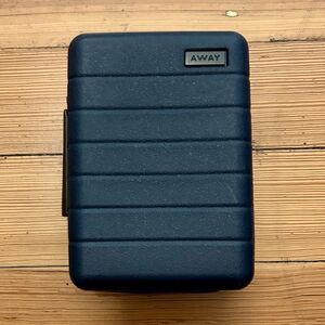 AWAY Travel The Mini Toiletry Case, blue.